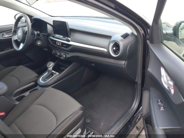 3KPF24AD9PE541644 KIA Forte Lxs