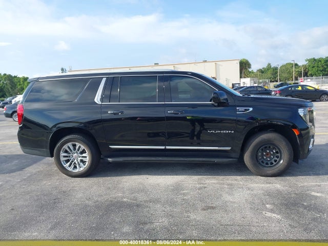 1GKS1GKD8NR185713 GMC Yukon Xl 2wd Slt