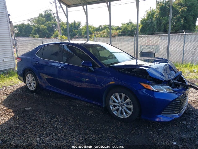 Toyota CAMRY LE 2018 JTNB11HK6J3031203 Image 14