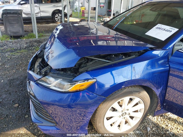Toyota CAMRY LE 2018 JTNB11HK6J3031203 Image 18
