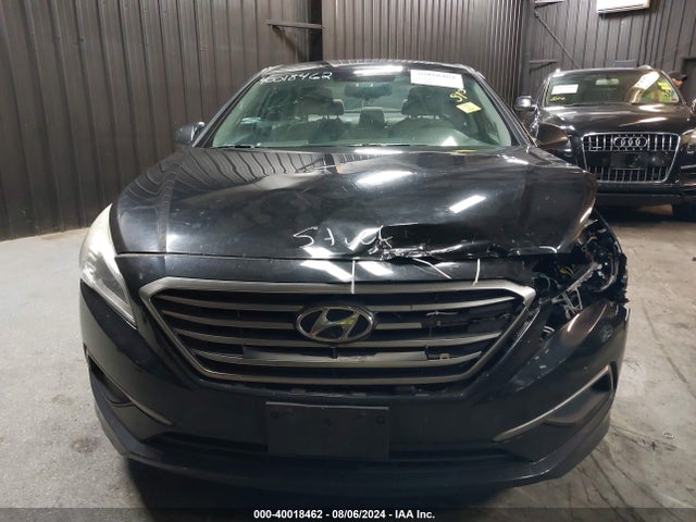 Hyundai SONATA SE 2016 5NPE24AF3GH303829 Image 12