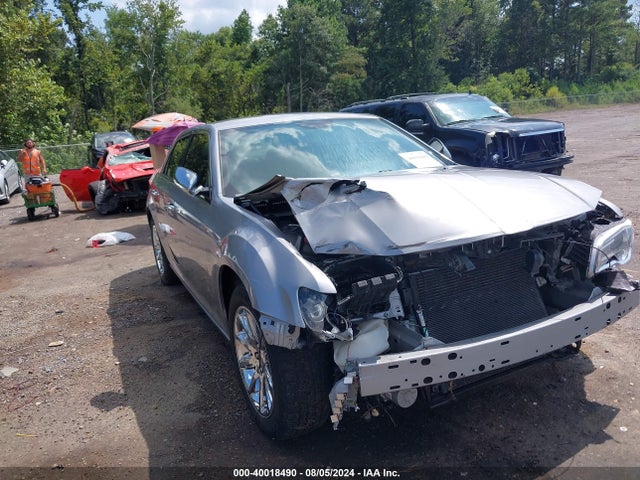 2C3CCAEG9EH382195 Chrysler 300C