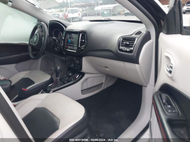 3C4NJDCB7KT734700 Jeep Compass Limited 4x4