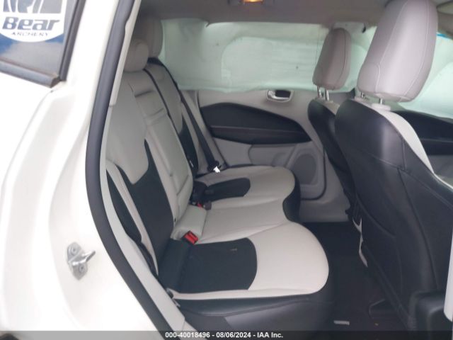 3C4NJDCB7KT734700 Jeep Compass Limited 4x4