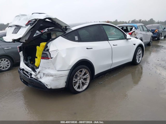 2023 TESLA MODEL Y 7SAYGDEE2PF789020 Photo 3