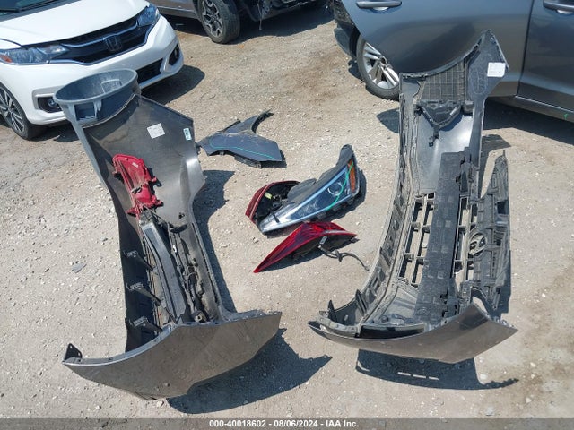 Hyundai ELANTRA SEL 2019 5NPD84LF1KH484297 Image 12