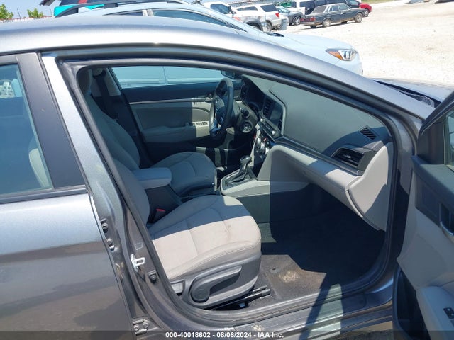 Hyundai ELANTRA SEL 2019 5NPD84LF1KH484297 Image 5