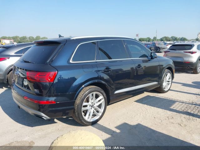 WA1VAAF76HD029272 Audi Q7 3.0t Premium