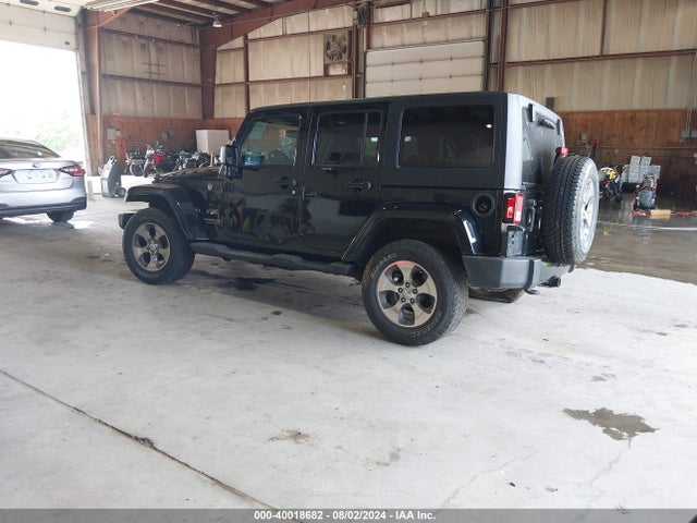 1C4BJWEG9HL525079 Jeep Wrangler Unlimited Sahara 4x4