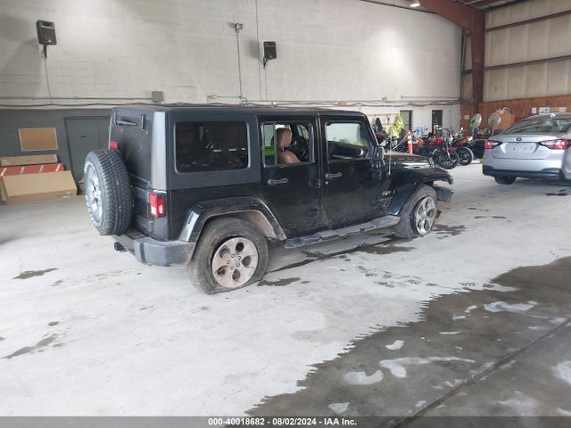 1C4BJWEG9HL525079 Jeep Wrangler Unlimited Sahara 4x4