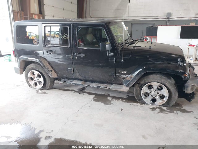 1C4BJWEG9HL525079 Jeep Wrangler Unlimited Sahara 4x4