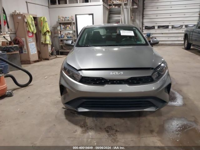 3KPF24AD4PE505649 KIA Forte Lxs