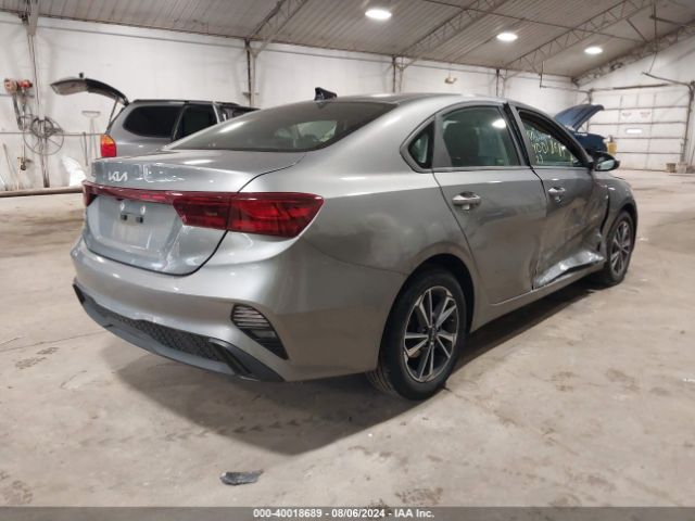 3KPF24AD4PE505649 KIA Forte Lxs