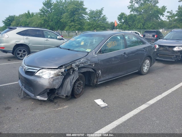 Toyota CAMRY LE 2014 4T1BF1FK3EU849735 Image 2