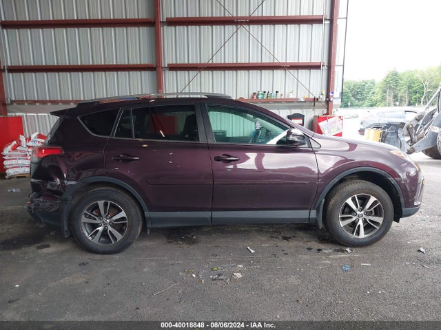 Toyota Rav4 Xle 2018 2T3RFREV5JW842795 Image 14