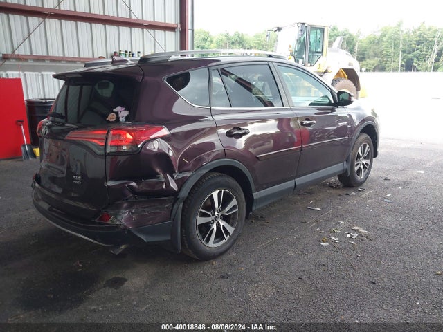 Toyota Rav4 Xle 2018 2T3RFREV5JW842795 Image 4