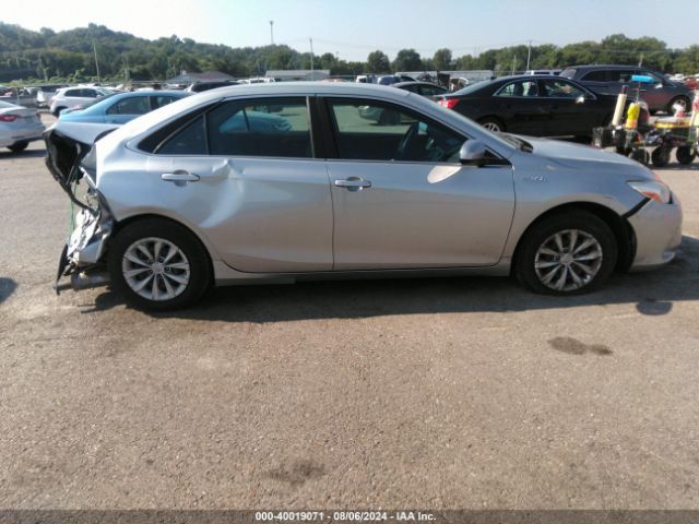 4T1BD1FK1GU195262 Toyota Camry Hybrid Le