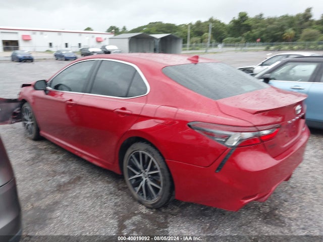 Toyota CAMRY SE 2024 4T1G11AKXRU224153 Image 3