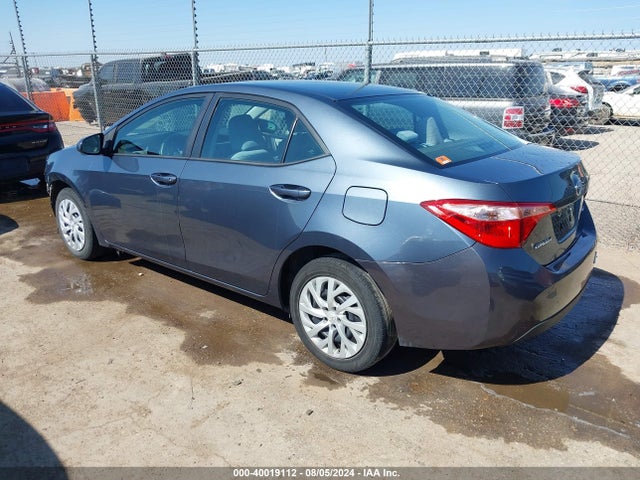 Toyota COROLLA LE 2017 5YFBURHE6HP610200 Image 3