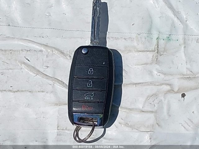 KNDJP3A54G7827321 KIA SOUL +