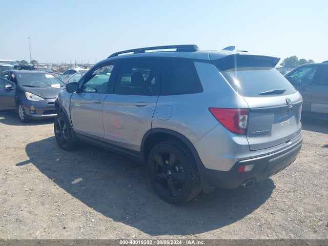 Honda Passport Awd Elite 2021 5FNYF8H0XMB004326 Image 3
