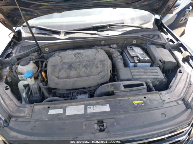 1VWBA7A34JC009062 Volkswagen Passat 2.0t Se