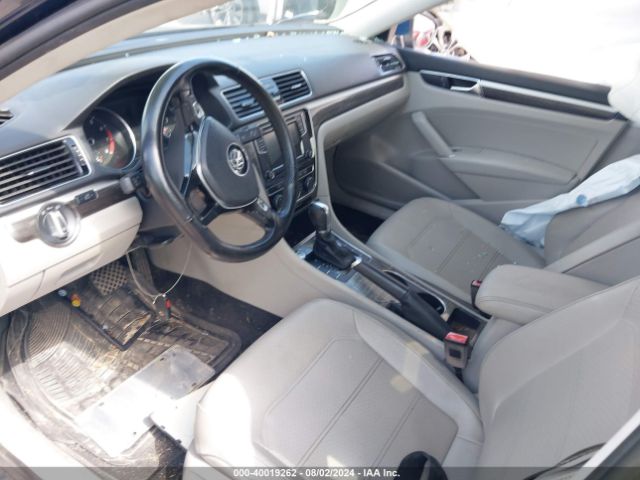 1VWBA7A34JC009062 Volkswagen Passat 2.0t Se