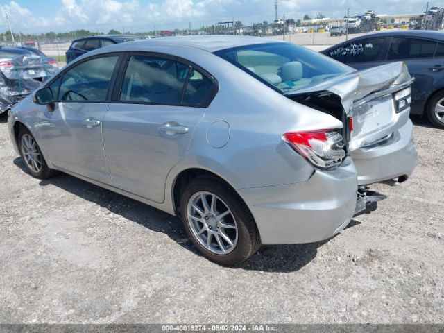 19XFB2F53FE068716 Honda Civic Lx