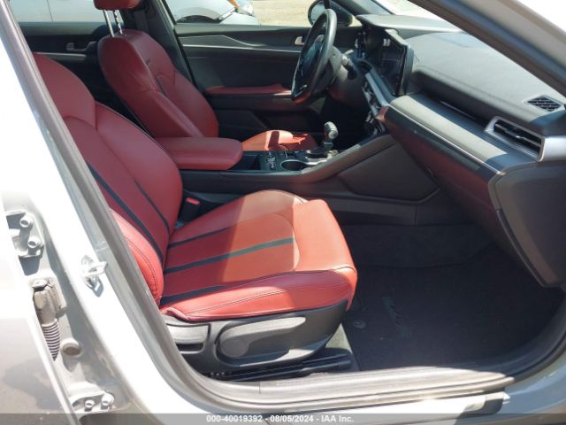 5XXG64J27NG129587 KIA K5 Gt-line