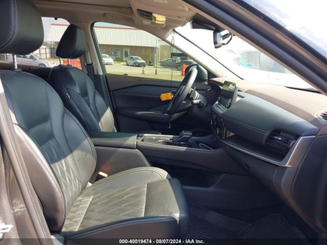 JN8AT3DC4MW103933 Nissan Rogue Platinum Fwd