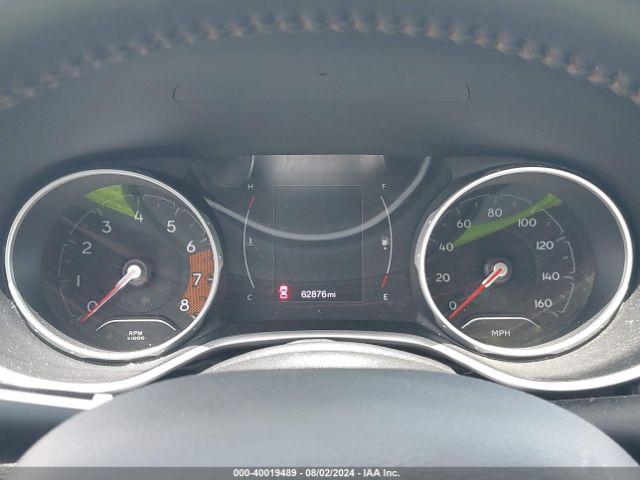 3C4NJCBB2JT463880 Jeep Compass Latitude Fwd