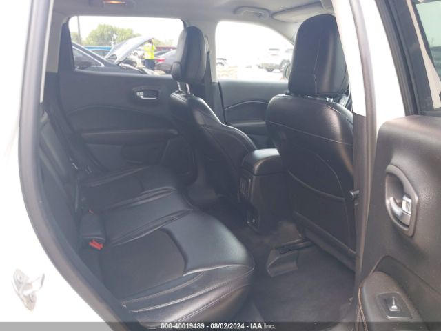 3C4NJCBB2JT463880 Jeep Compass Latitude Fwd