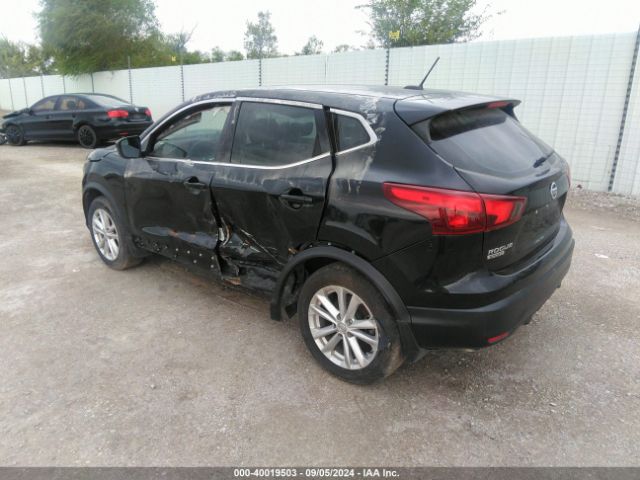 JN1BJ1CP3JW501194 Nissan Rogue Sport S
