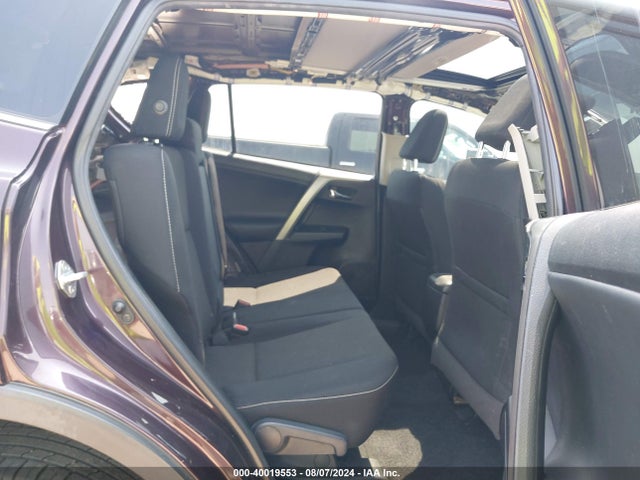 Toyota Rav4 Xle 2018 2T3WFREV2JW422785 Image 8