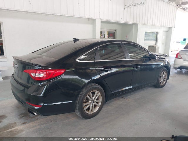 Hyundai Sonata 2017 5NPE24AF9HH468933 Image 4
