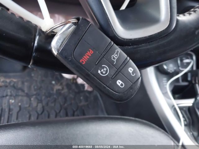 3C4NJDBB3LT143881 Jeep Compass Latitude 4x4