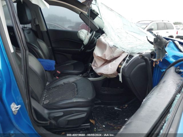 3C4NJDBB3LT143881 Jeep Compass Latitude 4x4