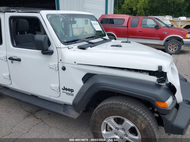 1C4HJXDG8MW843690 Jeep Wrangler Unlimited Sport S 4x4