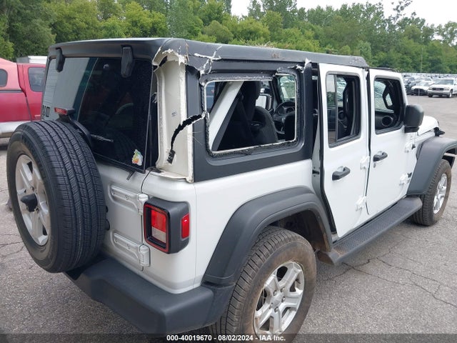 1C4HJXDG8MW843690 Jeep Wrangler Unlimited Sport S 4x4