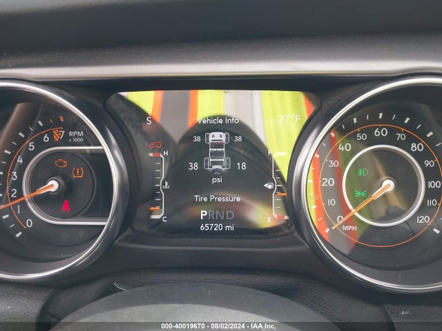 1C4HJXDG8MW843690 Jeep Wrangler Unlimited Sport S 4x4