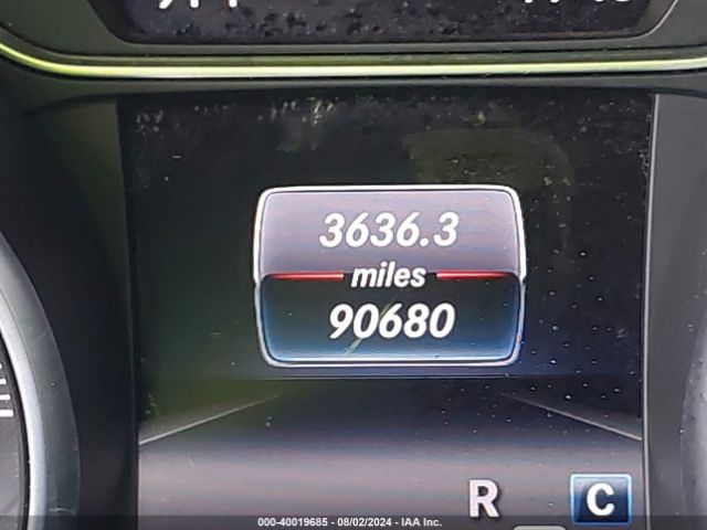 WDDSJ4EBXJN692785 Mercedes-Benz CLA 250