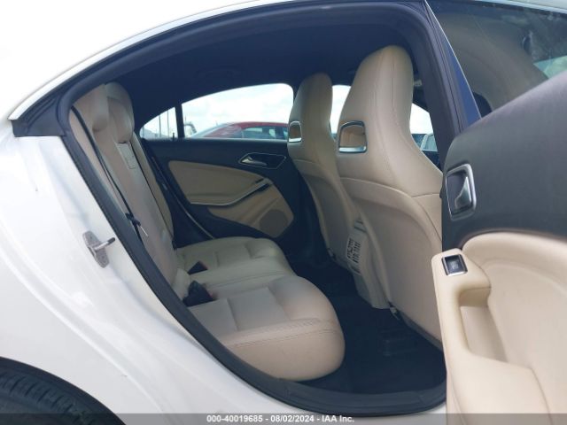 WDDSJ4EBXJN692785 Mercedes-Benz CLA 250
