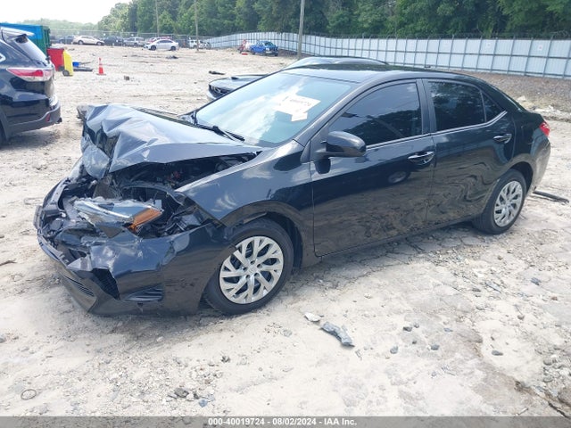 Toyota COROLLA LE 2019 2T1BURHE3KC210151 Image 2