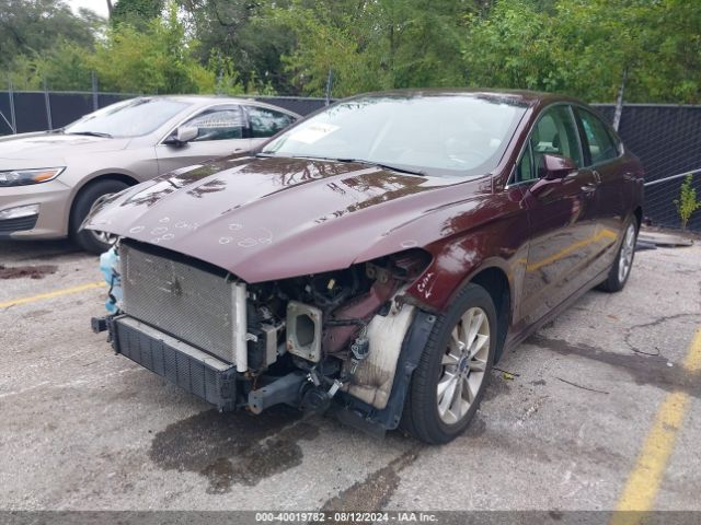 3FA6P0HD2HR311752 Ford FUSION SE