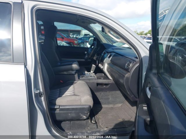 5TFEY5F17MX288852 Toyota Tundra Sr5