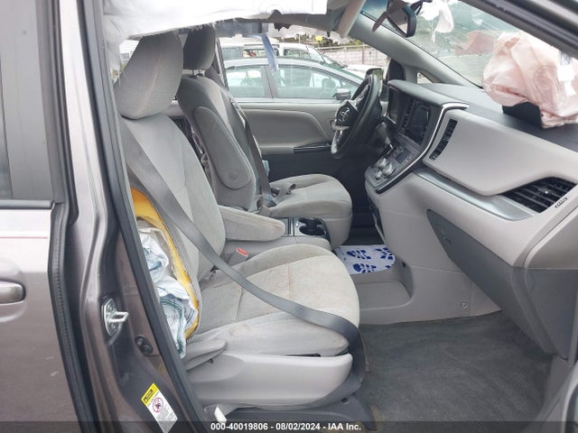 Toyota Sienna Le 8 Passenger 2015 5TDKK3DC9FS537190 Image 5