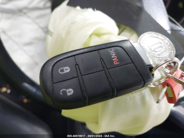 3C4PDCGG2KT717612 Dodge Journey Crossroad