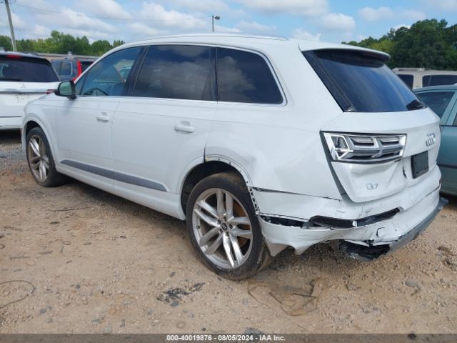 WA1VAAF77JD035572 Audi Q7 3.0t Premium