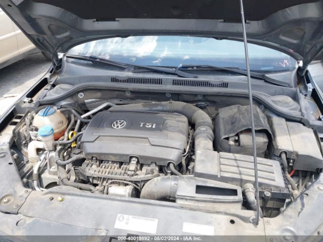 3VWD17AJ3FM211209 Volkswagen Jetta 1.8t Se