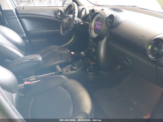 2014 MINI COUNTRYMAN WMWZC5C5XEWP35718 Photo 4